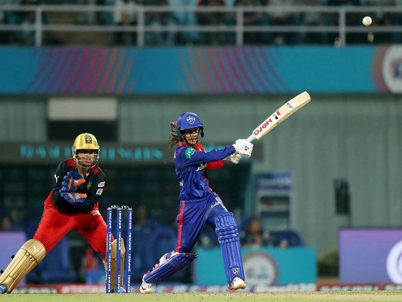 Sports News | Katey Martin Hails Delhi Capitals' Adaptability, Jemimah Rodrigues' Captaincy After Win over RCB