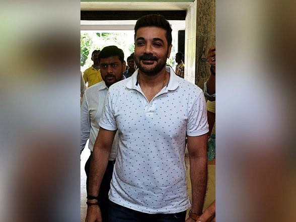 Entertainment News | Padma Awards 2026: Actor Prosenjit Chatterjee to Be Conferred with Padma Shri Award