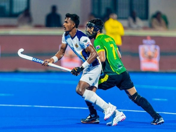 Sports News | HIL: Ranchi Royals Sail into the Final with a Thrilling 3-2 Win Against Hyderabad Toofans
