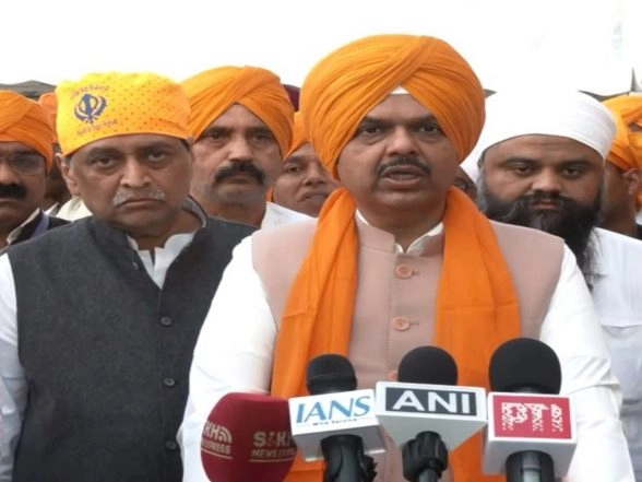 India News | Nanded: Maharashtra CM Fadnavis, Andhra Dy CM Pawan Kalyan Participate in Guru Tegh Bahadur 350th Anniversary Event