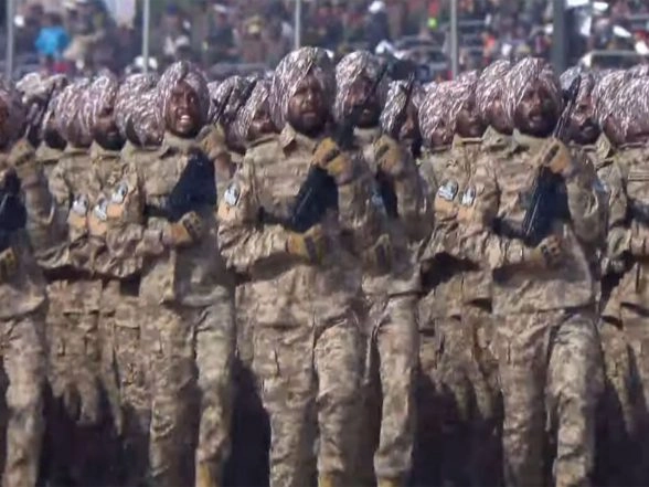 India News | R-Day 2026: Army Infantry Contingents March Down Kartavya Path