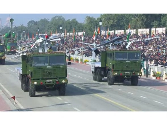 India News | R-Day 2026: Army's 'Shaktibaan' and 'Divyastra' Debut at Kartavya Path; Akash, BrahMos Also Showcased
