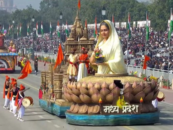 India News | Republic Day 2026: Madhya Pradesh Dedicates Tableau to Indore's Queen Ahilya Bai Holkar