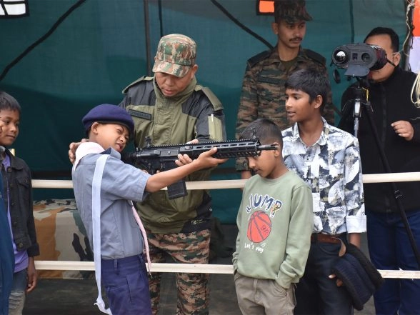 India News | Arunachal Pradesh: Indian Army Celebrates 77th R-Day with Local Community at Along
