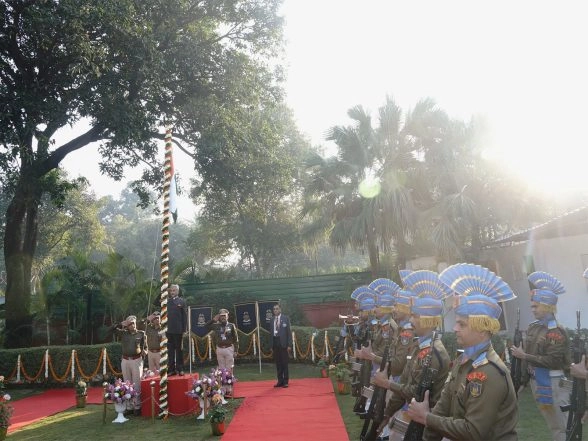 World News | EAM Thanks World Leaders for R-Day Wishes, Vows Deeper Cooperation
