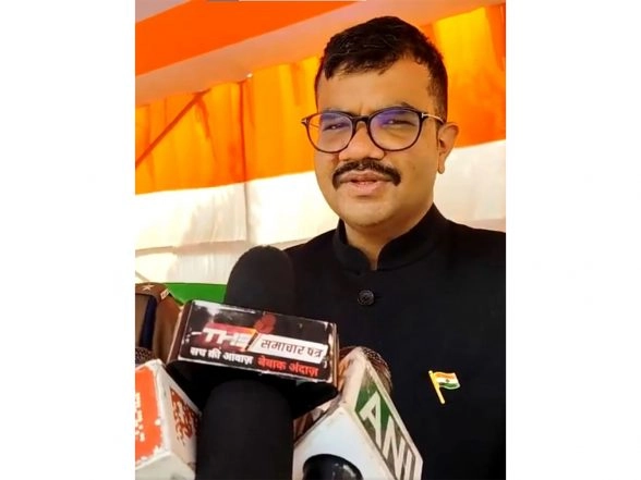 India News | 14 Ex-Naxalites Receive Land Under Jharkhand 'surrender-cum-rehabilitation' Policy