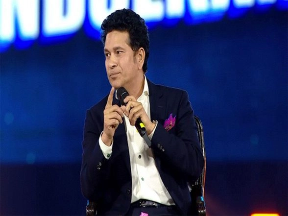 Sports News | Sachin Tendulkar Extends Wishes on 77th Republic Day