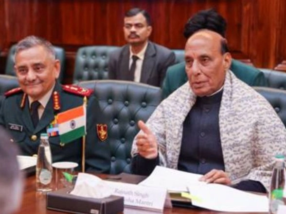 World News | India, EU Defence Industries Must Synergise Efforts: Defence Minister Rajnath Singh Says on India-EU Defence Ties