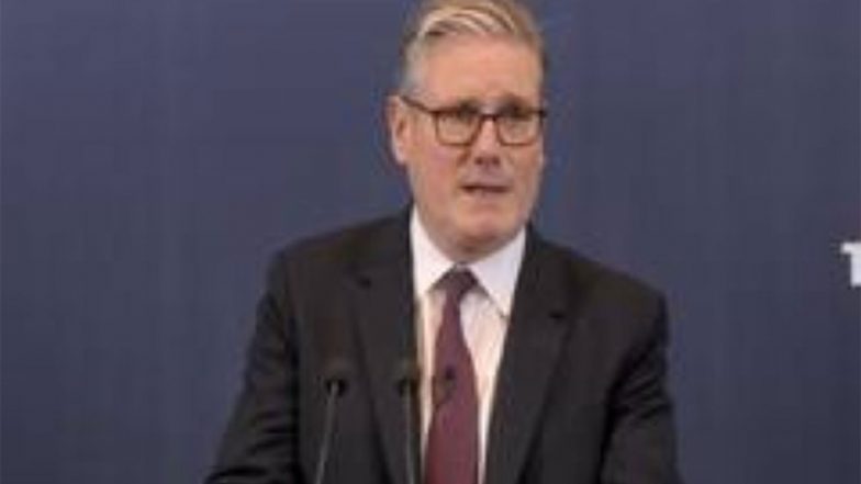 World News | Starmer Embarks on China Visit as UK Seeks Reset in Ties Amid US Tensions