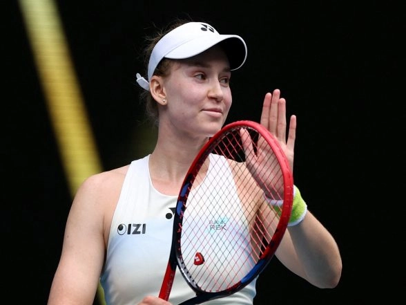 Sports News | Australian Open: Elena Rybakina Stuns World No 2 Iga Swiatek to Storm into Semi-finals