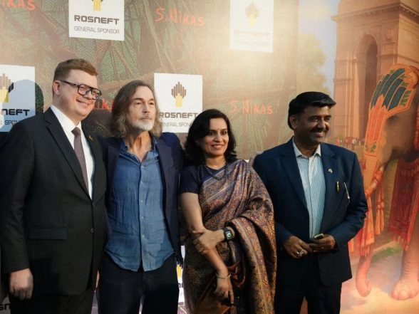 Business News | Dream Vision in Mumbai: Over 100,000 Visitors and a Triumph of Russian Art in India