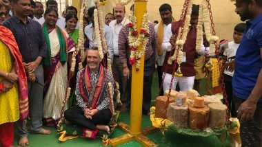 World News | British Deputy High Commissioner Offers Prayers at Sammakka Sarakka in Mulugu, Telangana