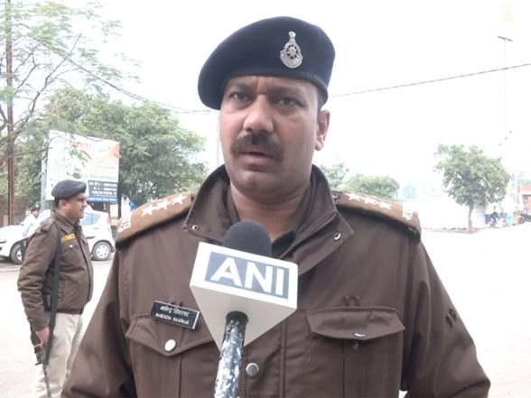 India News | Four Killed in Collision Between Car and Truck in MP's Gwalior