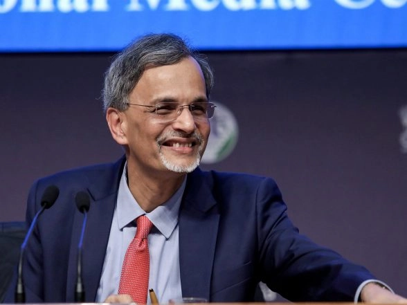 Business News | Improved Capital Efficiency Will Lead to Robust Growth Even with 30% Saving Rate: CEA Nageswaran