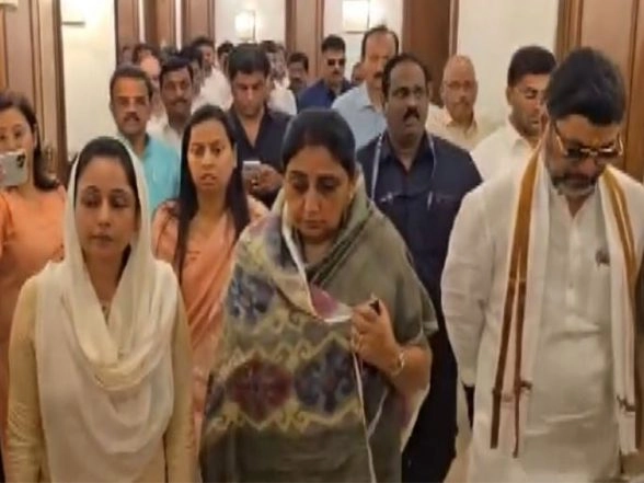 India News | Maharashtra: Sunetra Pawar Elected as NCP Legislative Party Leader, to Take Oath as Deputy CM Today
