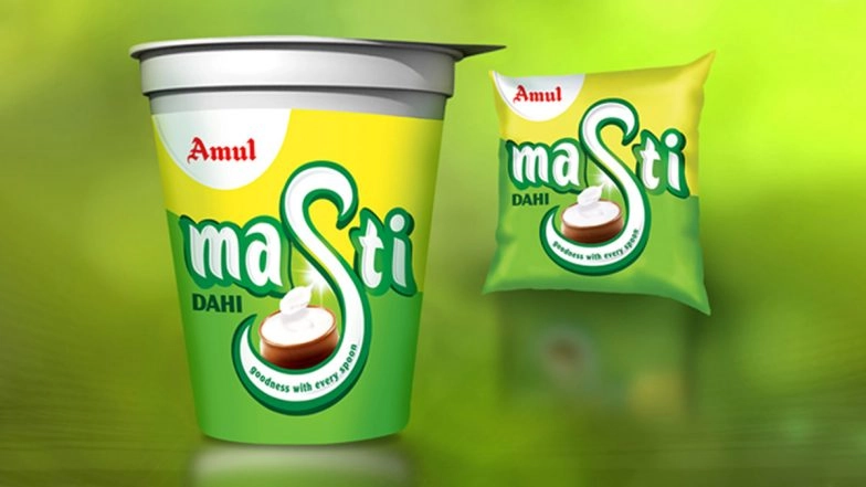 Food Safety Alert in Uttar Pradesh: Amul Curd Sample From Reliance Store in Bulandshahr Fails Lab Test, Notice Issued