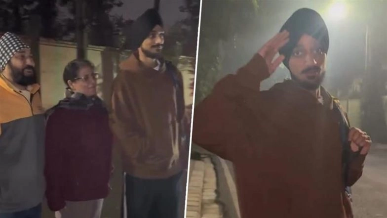 Cricketer Arshdeep Singh Touches Feet of Elderly Fan, Wins Hearts