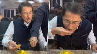 Viral Video: Japan&rsquo;s Ambassador ONO Keiichi Wins Hearts Eating Biryani by Hand; Says &lsquo;It Tastes Even Better&rsquo;