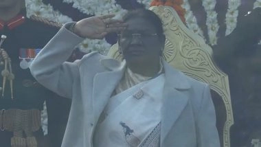 Republic Day 2026: President Droupadi Murmu Unfurls National Flag at Kartavya Path in Delhi on 77th R-Day Celebrations (Watch Videos)