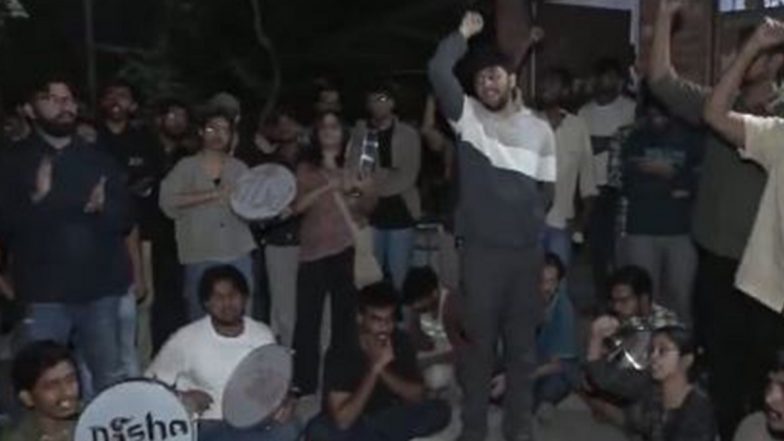 JNU Slogan Row: BJP Alleges Congress Link With Jawaharlal Nehru University Students, Congress Questions Judicial Delay