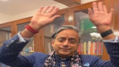 Swiftie Tharoor! Congress Leader Shashi Tharoor Surprises Fans As He Vibes to Taylor Swift's 'The Fate of Ophelia' Amid Hectic Work Schedule, Netizens React to Viral Video