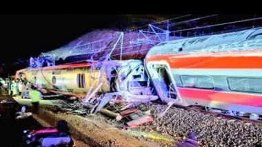 Spain Train Accident: 21 Dead After Malaga-Madrid High-Speed Train Collides Following Derailment Near Cordoba; Shocking Video Surfaces