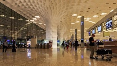 Mumbai Airport Namaz Row: Bombay HC Directs State to Find Alternate Prayer Site Near CSMIA