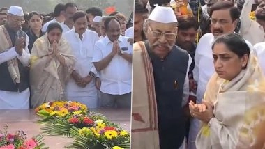 Sunetra Pawar Follows Ajit Pawar’s Legacy, Visits Yashwantrao Chavan’s Memorial in Maharashtra’s Satara (Watch Video)