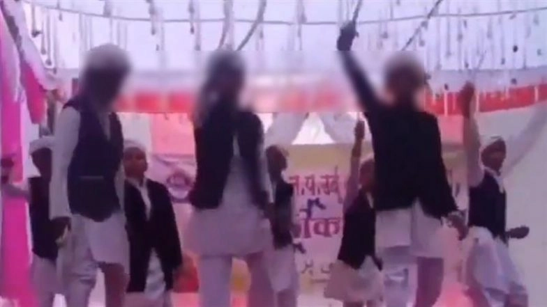 Maharashtra: FIR Registered Against Yavatmal School Staff After Viral Video Shows Students Performing to ‘Pakistani Military Song’ at Republic Day Event
