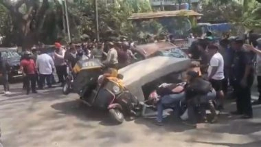 Mulund Metro Slab Collapse: Horrific Viral Video Shows Auto Driver Struggling To Escape After Getting Trapped Under Crushed Vehicle