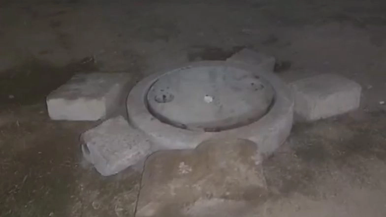 Delhi Drain Tragedy: Man Dies After Falling Into Open Drain in Rohini, Days After Janakpuri Biker’s Death