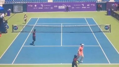 Viral Video Shows Players Running As Swarm of Bees Halts ITF W100 Bengaluru Open Match Between Talia Gibson and Sahaja Yamalapalli