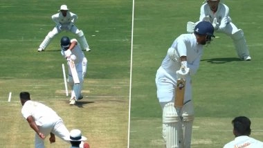 Auqib Nabi Bowls Rippers To Dismiss Karun Nair and Smaran Ravichandran On Back-To-Back Deliveries During J&K vs KAR Ranji Trophy 2025-26 Final (Watch Video)