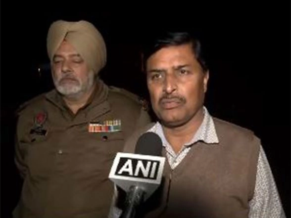 World News | Pakistan Repatriates Seven Indian Prisoners Via Attari-Wagah Border