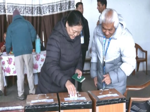 World News | Exiled Tibetans Cast Ballots in Preliminary Polls