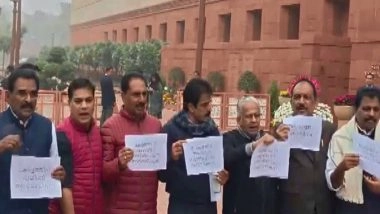 India News | Kerala Opposition MPs Protest Union Budget in Parliament as State Assembly Witnesses Uproar over Adjournment Notice Rejection