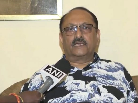 India News | Third Uncommanded Fuel Control Switch Movement Reported on Boeing 787 Aircraft: FIP President CS Randhawa