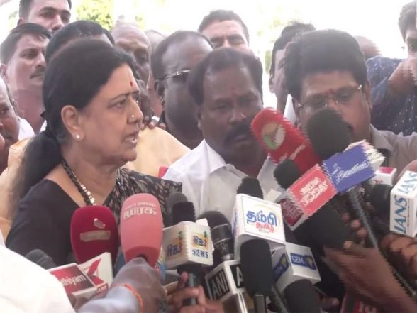 India News | Tamil Nadu: Expelled AIADMK General Secretary Sasikala Expresses Disappointment over Union Budget 2026