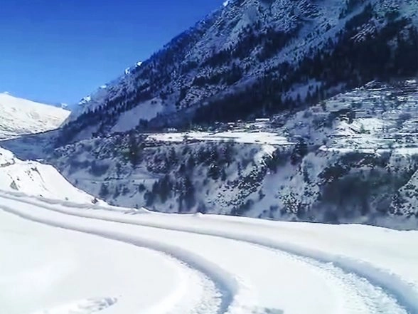 India News | Avalanche Hits Near Atal Tunnel North Portal; NH-03 Blocked in Lahaul