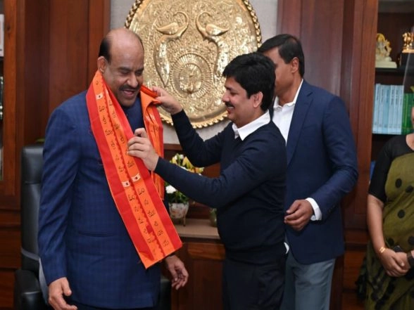 India News | YSRCP MPs Meet Om Birla, Hold Discussions on Effective Conduct of House Business