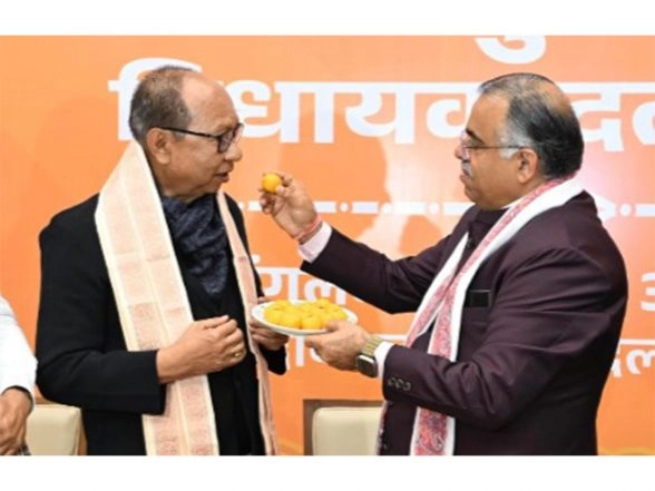 India News | BJP National General Secretary Tarun Chugh Congratulates Newly-elected Manipur Legislature Party Leader Yumnam Khemchand Singh