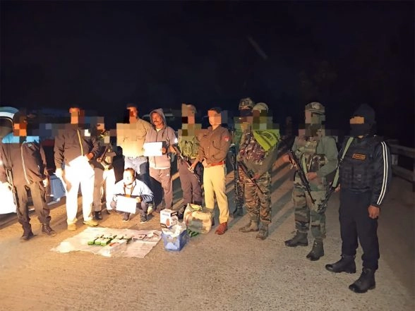 India News | Assam Rifles Seize Heroin Worth Rs 60 Lakh; One Drug Peddler Apprehended