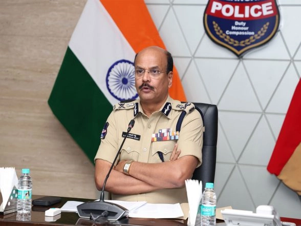 India News | Telangana DGP Shivaraj Reddy Reviews Security, Law and Order Ahead of Municipal Polls