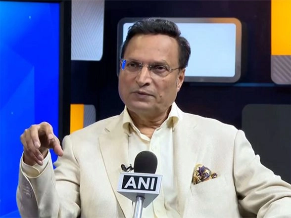 India News | Saket Court Summons Congress Leaders Ragini Nayak, Pawan Khera, Jairam Ramesh in Journalist Rajat Sharma Defamation Case