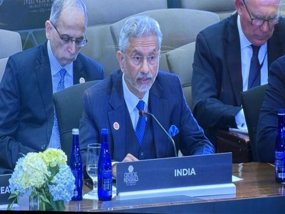 World News | EAM Jaishankar Flags Supply Chain Risks at Critical Minerals Ministerial in US, Backs Global Cooperation