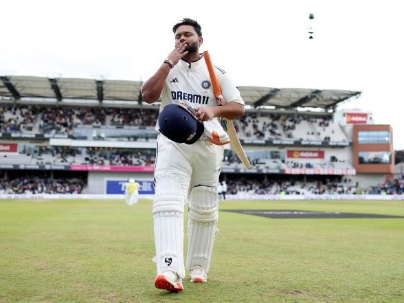 Sports News | My Fitness is Getting Better Day-by-day, Going to Be Playing Soon: Rishabh Pant