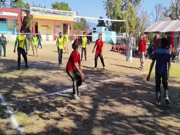 Sports News | Khelo India Promotes Grassroots Sports in J-K as Dhanna Chapri School Hosts Volleyball Match