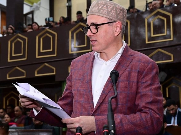 India News | Prolonged Closure of Key Tourist Spots Impacts Livelihoods; J-K CM to Take Up Reopening Issue with Home Minister