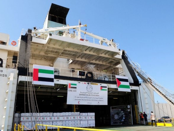 World News | Saqr Humanitarian Ship Arrives at Al Arish Port Carrying over 4,000 Tonnes of UAE Aid for Gaza