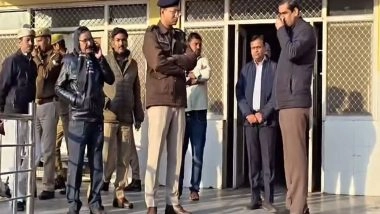 India News | Uttar Pradesh: CM Yogi Takes Cognisance of Mathura Road Accident, 6 Killed